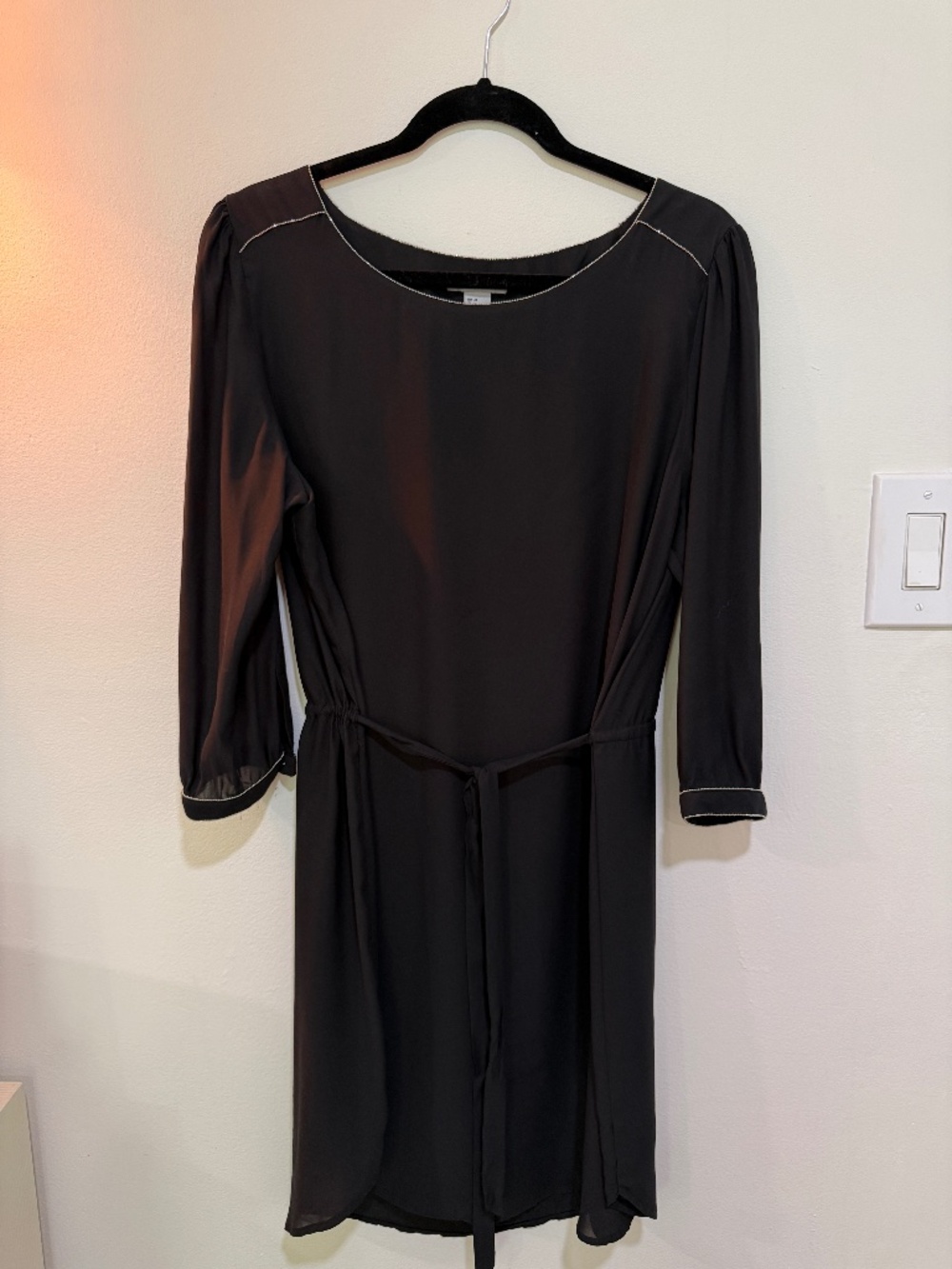 LBD Belted Long Sleeve Shift Cocktail Dress w/silver bead trim, US 14